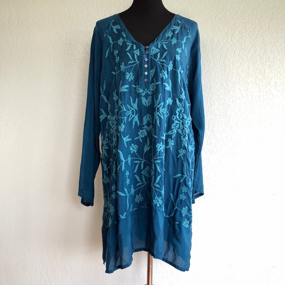 Johnny Was Tunic Embroidered Teal Size L Blue Floral Flowy Long Sleeve Top